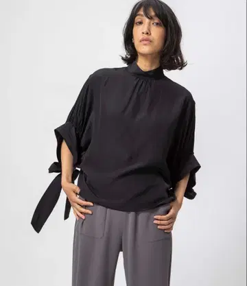 Sov. 워싱 데신 에어플로우 블라우스 소매 리본