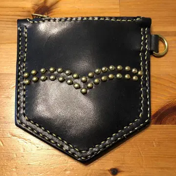블랙 가죽 코인 케이스 스터드 장식 리바이스풍
