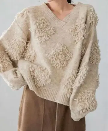 LOWRYS FARM 루프 자카드 풀오버