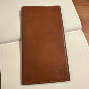 일비종떼 장지갑