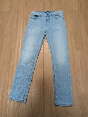 Tommy Hilfiger 라이트 블루 데님 W30