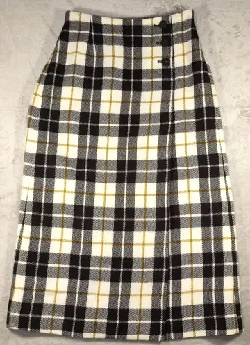 COMME CA 코무사 타탄 체크 종아리 기장 타이트 스커트 9호