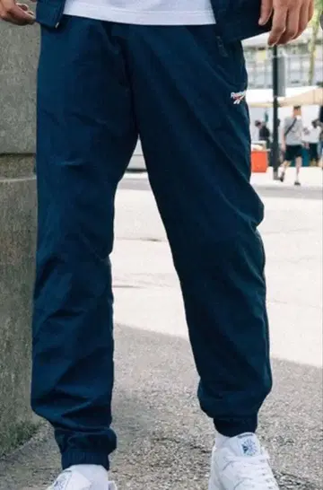 리복 클래식 트랙 팬츠