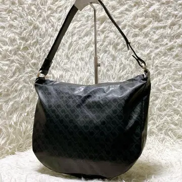 게라르디니 원숄더백 호보 소프트 가죽 핸들 금장 장식