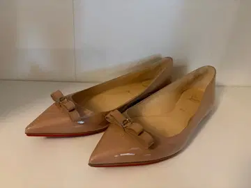 베이지 스틸레토 플랫슈즈