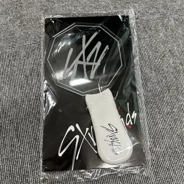 Stray Kids UNVEIL TOUR 응원봉 화이트
