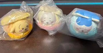 캐릭터 마카롱 가챠 치이카와 하치와레 토끼