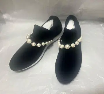 [ 미사용 ] 지미추 펄 장식 니트 소재 스니커즈 39