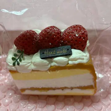 kikisquishy 딸기 숏 케이크 L 사이즈