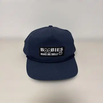 BOOBIES MAKE ME SMILE 캡 네이비