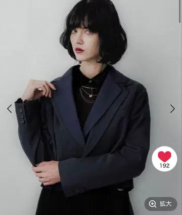 HARE 네이비 크롭 테일러드 자켓