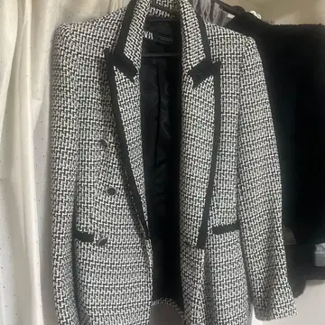 ZARA 트위드풍 더블 브레스트 자켓