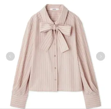 SNIDEL 보타이 셔츠 택 포함