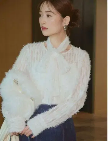 FRAY I.D 페더 패브릭 2WAY 블라우스