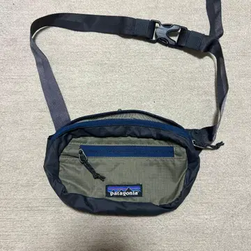 patagonia 바디백 올리브 그린/블랙