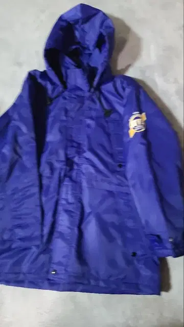 블루 퀼팅 자켓 후드 부착