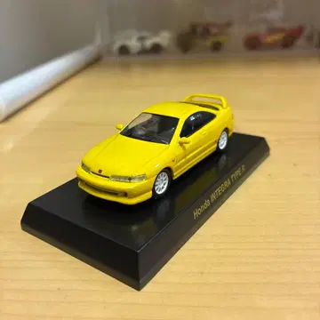 교쇼 1/64 혼다 인테그라 타입 R 카드 포함