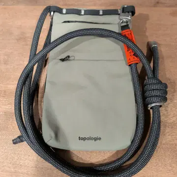 topologie 스마트폰 숄더백 그레이
