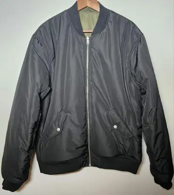 새상품급 어반 리서치 리버서블 MA-1 자켓 블랙 x 올리브 XL