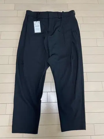 미사용 새상품 ZARA 블랙 XL 사이즈 팬츠