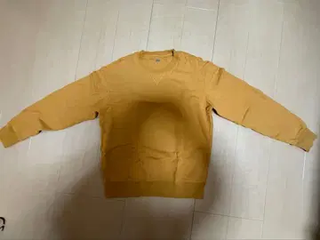 머스타드 코튼 혼방 긴팔 트레이닝복