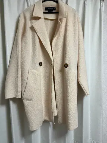 ZARA 코트 아이보리