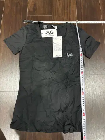 D&G 블랙 V넥 티셔츠 택 포함 새상품