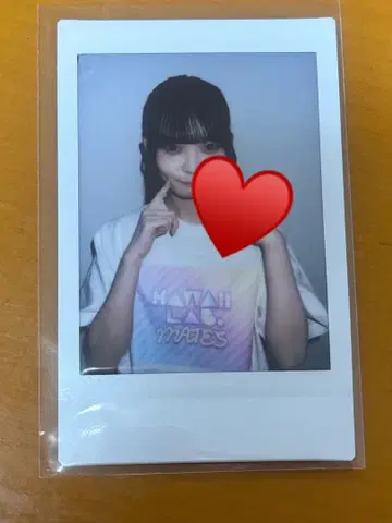 타카나시 유나 폴라로이드