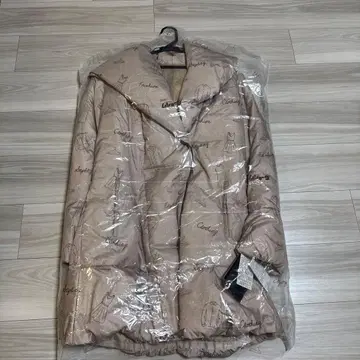 미사용 새상품 ROYAL VERDY 다운 자켓 M 베이지
