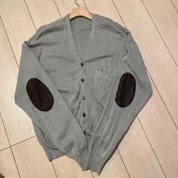 그레이 체크 무늬 가디건 L 사이즈