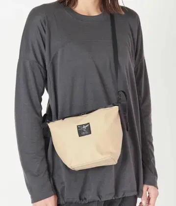 오카라 톰테 에크루