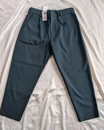 미사용 새상품 ESTNATION 다크 그린 밀라노 리브 니트 팬츠 턱