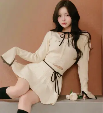 다리치 Darich 허리 오픈 리본 디자인 미니 원피스 FL