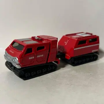 토미카 전지형 대응 레드 살라만다