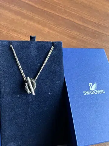 스와로브스키 목걸이 Manhattan 펜던트