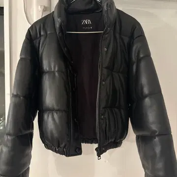 ZARA 블랙 가죽 다운 자켓 XS