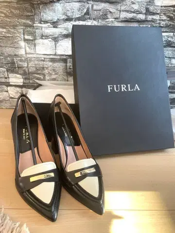 훌라 포멀 신발 블랙 1점 희귀 35 22.5