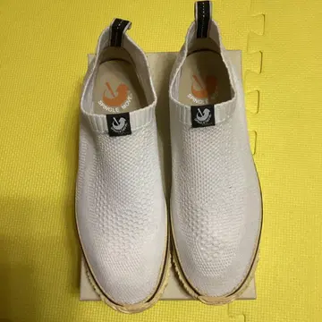 SPINGLE MOVE 화이트 슬립온