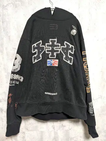 NAMESAKE Vaundy 착용 후드티