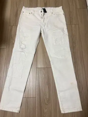 AMK 화이트 데님 팬츠