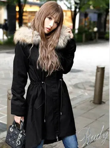 Rady 퍼 부착 모즈 코트 블랙