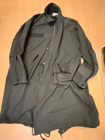 다크 그린 모즈 코트