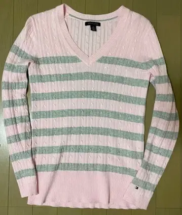핑크 그레이 스트라이프 V넥 니트 타미힐피거