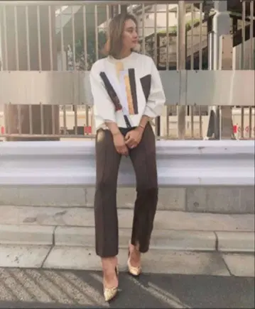 AMERI 빈티지 FUDE ART TOP