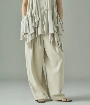 컨디션 최상 캘런솔로지 더블 크로스 투 턱 팬츠 36