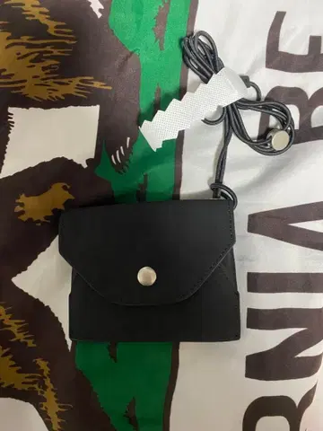 GUUNON 파우치 미사용품 블랙