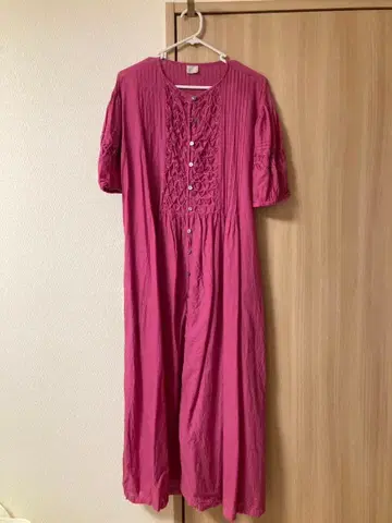 TSUHARU 핑크 원피스