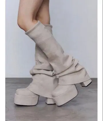 EMODA 루즈 플레어 커버 핏 부츠 M