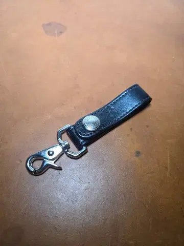 WILD SWANS BRANCH 키링