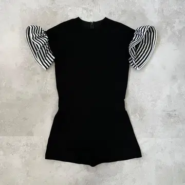 BORDERS at BALCONY 보더스 앳 발코니 살로펫